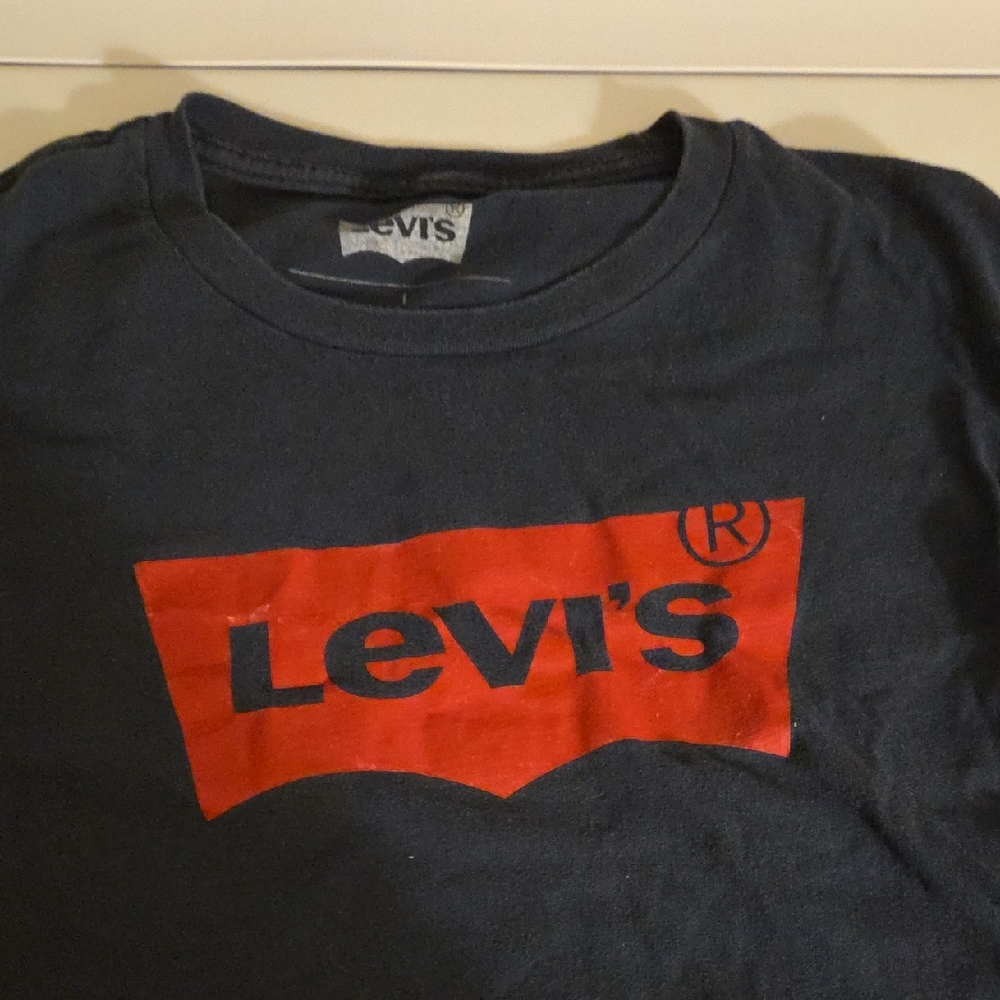 Levi's Navy Tee with Red Logo